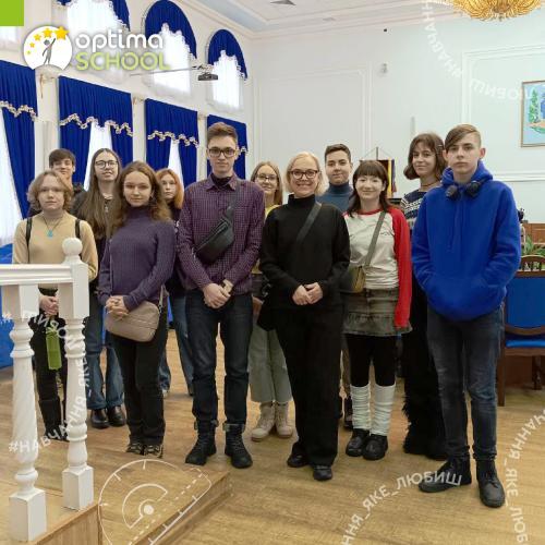 Путь к будущей карьере: старшеклассники «Оптимы» посетили один из киевских университетов 