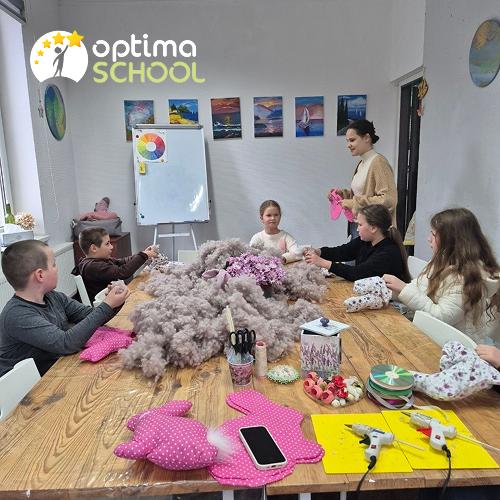 Великодні майстер-класи для ОПТИМістів!